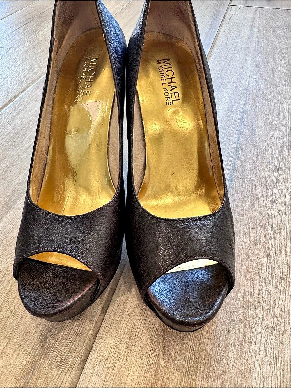 Michael Kors Peep Toe Platform Heels in Brown size 6